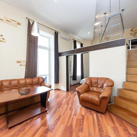 Comfortable Apartment On Mikhaylovskiy Lane Kiev Exteriör bild
