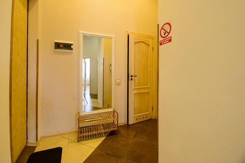 Comfortable Apartment On Mikhaylovskiy Lane Kiev Exteriör bild