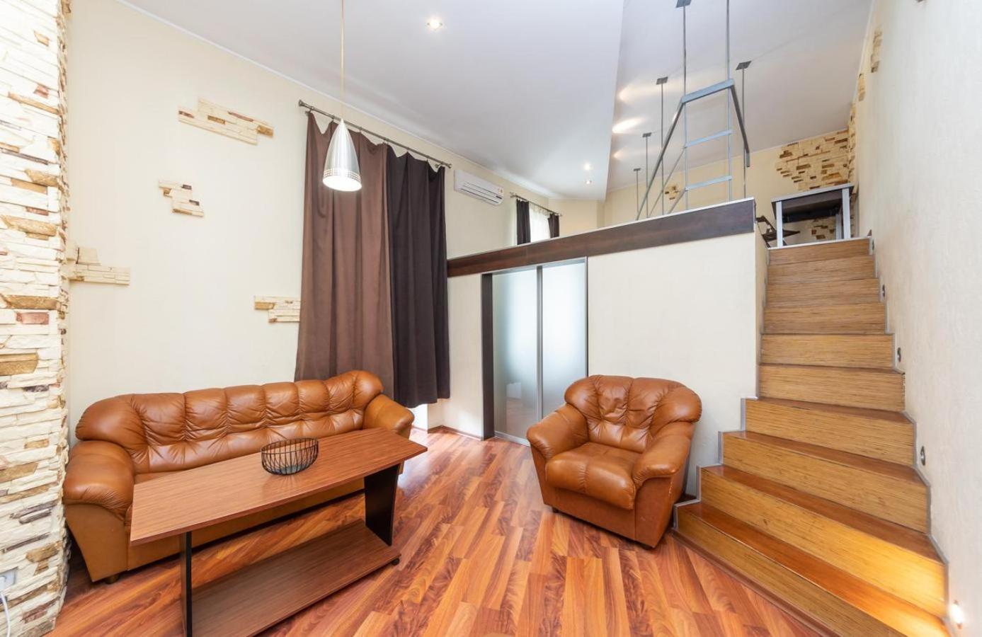 Comfortable Apartment On Mikhaylovskiy Lane Kiev Exteriör bild